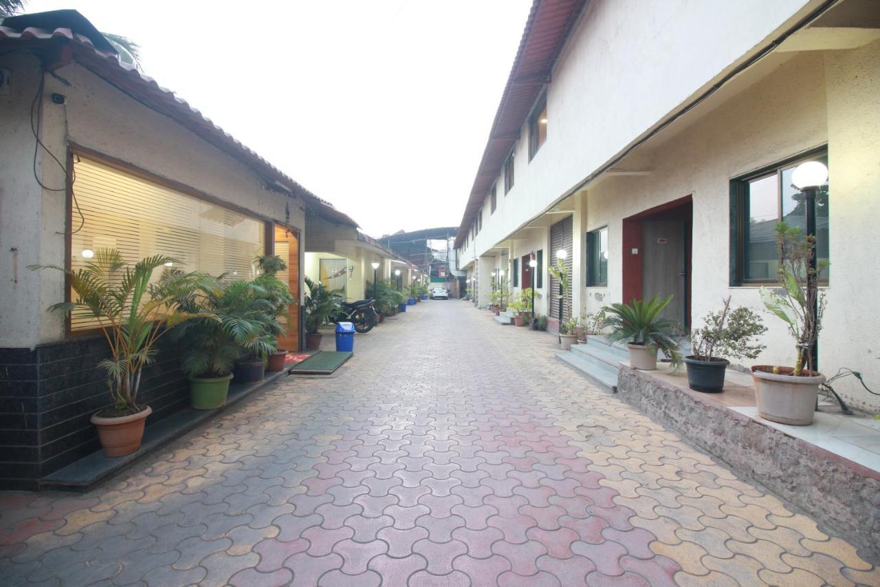 Hotel Nest Inn Residency Bhiwandi Extérieur photo