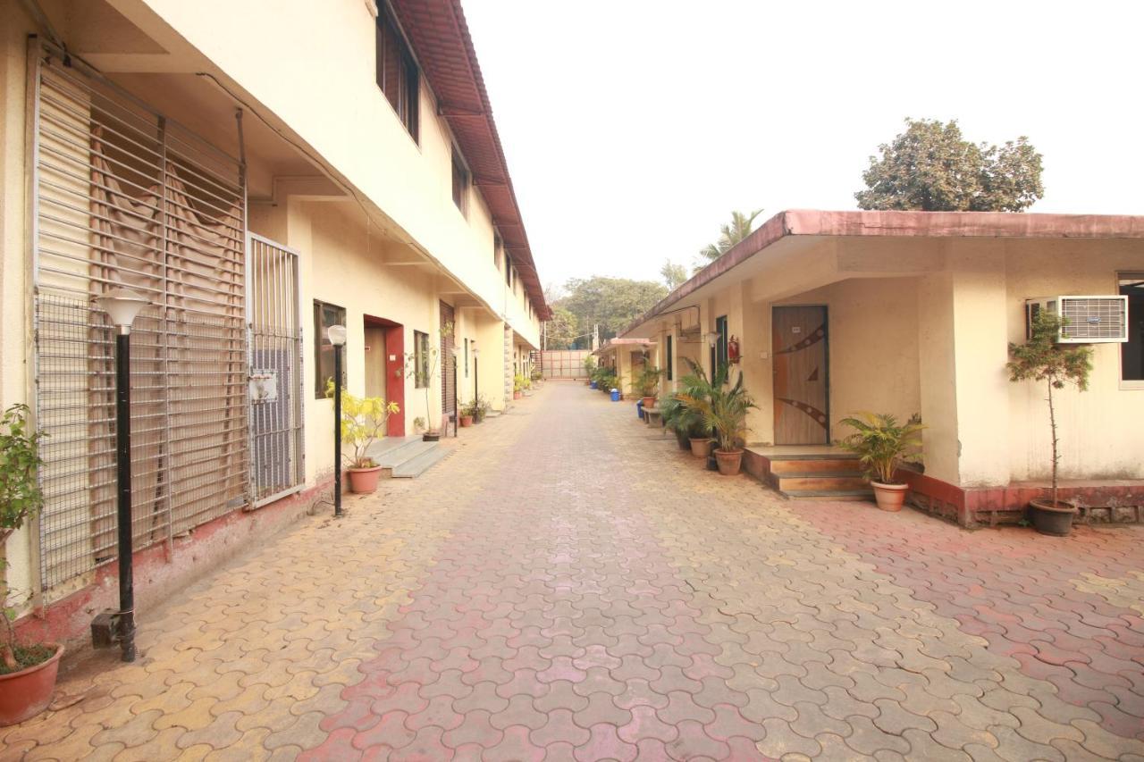 Hotel Nest Inn Residency Bhiwandi Extérieur photo