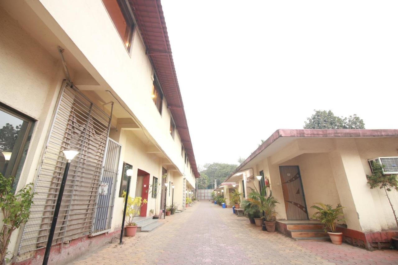 Hotel Nest Inn Residency Bhiwandi Extérieur photo